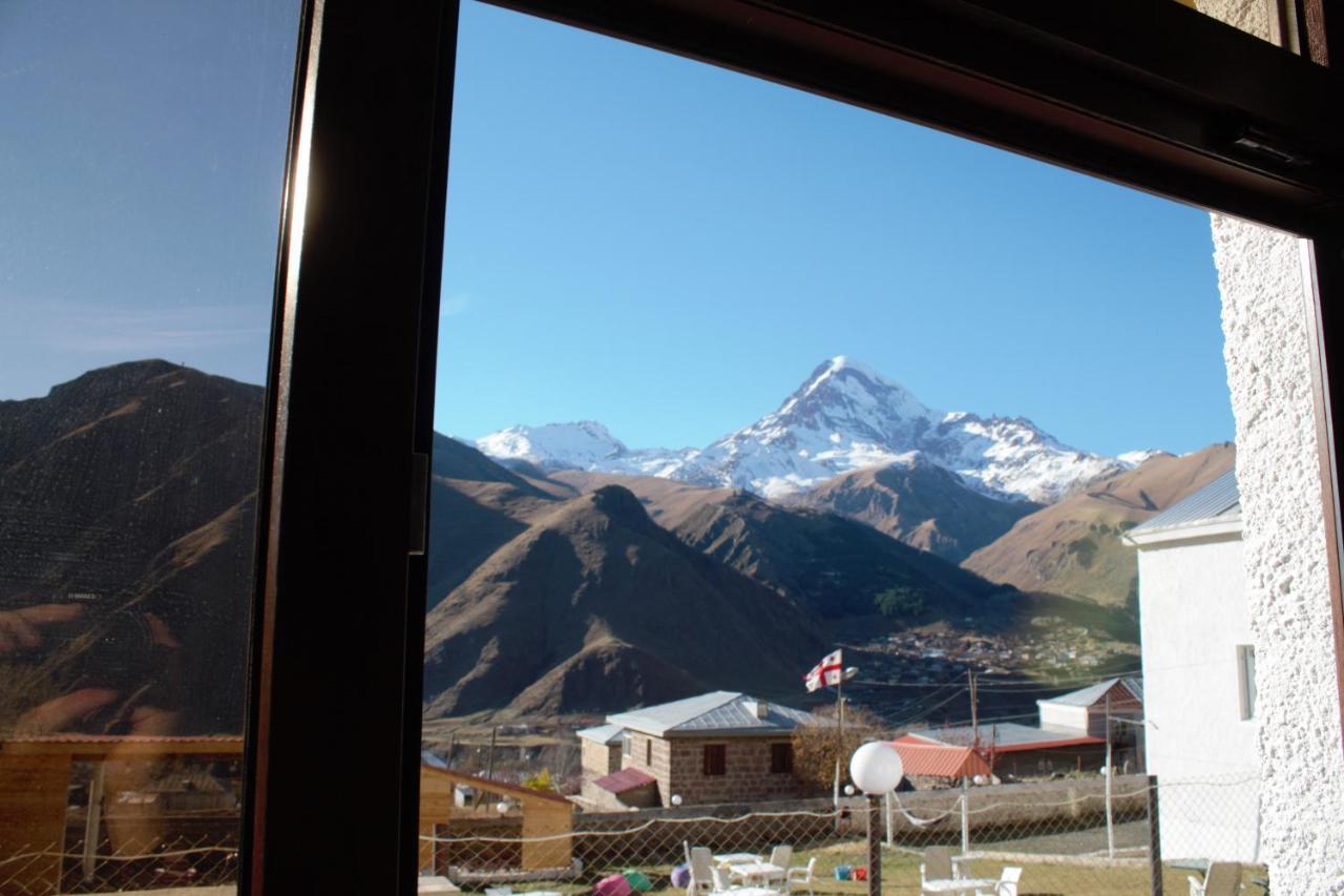 Hotel Noa Kazbegi Stepantsminda Exterior foto