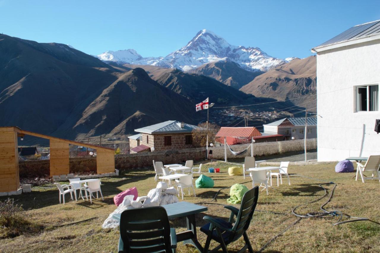 Hotel Noa Kazbegi Stepantsminda Exterior foto