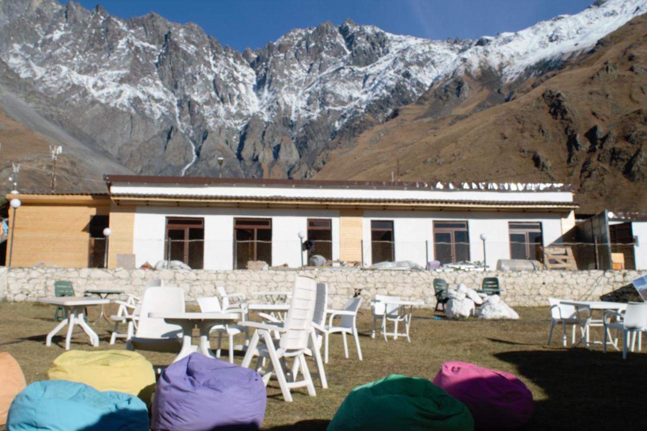 Hotel Noa Kazbegi Stepantsminda Exterior foto
