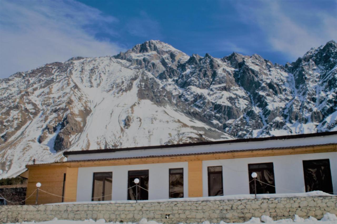 Hotel Noa Kazbegi Stepantsminda Exterior foto